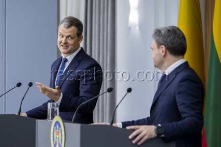 Lithuanian prime minister Gintautas Paluckas visits Moldova