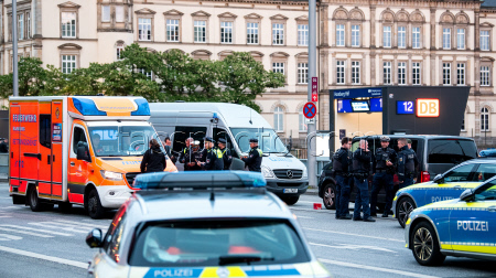 Knife attack at Hamburg central station