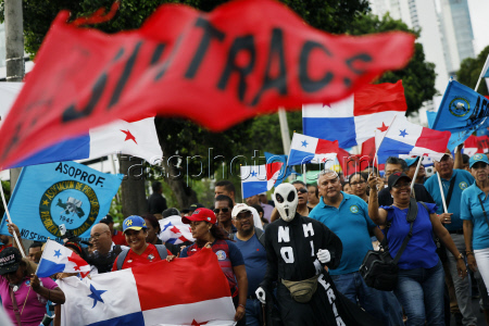 Protest against social security law and the security agreement with the U.S.