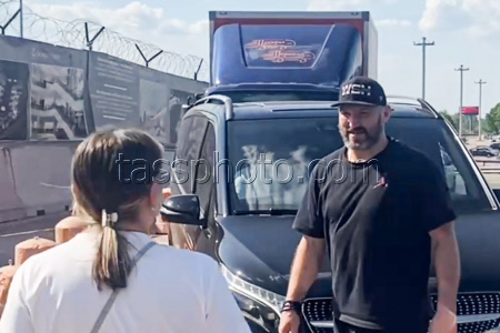 Russian ice hockey player Ovechkin arrives in Russia