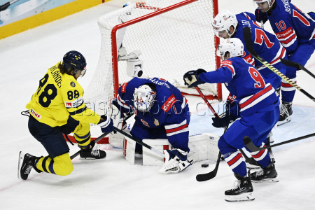 2025 IIHF Ice Hockey World Championship semifinals - Sweden vs USA