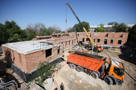 Repair and refurbishment work in Lugansk