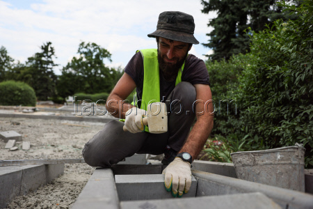 Repair and refurbishment work in Lugansk