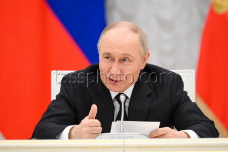 Встреча президента РФ Путина с представителями деловых кругов