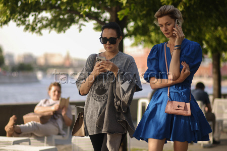Warm weather in Moscow