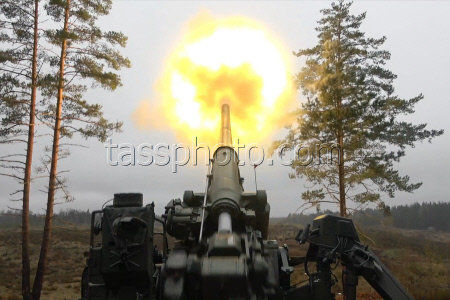 Cades undergo combat training in St Petersburg
