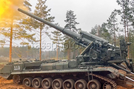 Cades undergo combat training in St Petersburg