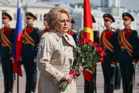 Flowers laid at Peter the Great monument in St Petersburg
