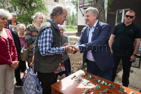 Key presentation ceremony in Avdeyevka
