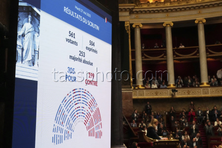 Парламент Франции принял закон об эвтаназии