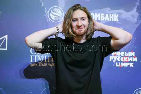 Премьера театрализованного циркового шоу "Сны Пушкина" в Москве