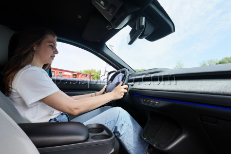Atom electric vehicle test drive in Moscow