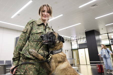 Customs service at Moscow's Sheremetyevo Airport