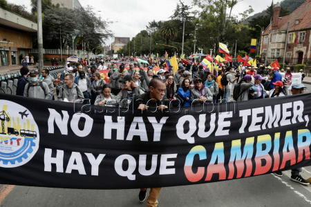 National strike begins with transport blockades in Bogota and limited public turnout