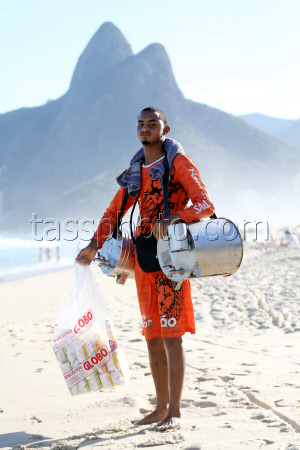 Rio Cracks Down On Beach Vendors As New Rules Aim To Bring Order