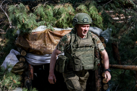 Работа расчета гаубицы "Мста-Б" группировки войск "Днепр" в Херсонской области
