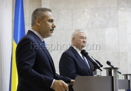 Turkish Foreign Minister Hakan Fidan visits Ukraine