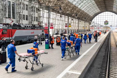 Обстановка на Киевском вокзале после ЧП с поездом в Брянской области 