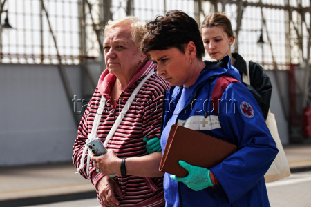 Passengers arrive in Moscow after train crash outside Bryansk