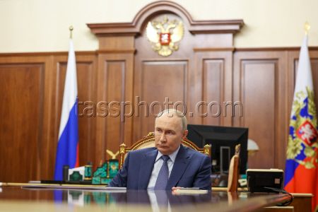 Встреча президента РФ Путина и уполномоченного при президенте РФ по правам ребенка Львовой-Беловой
