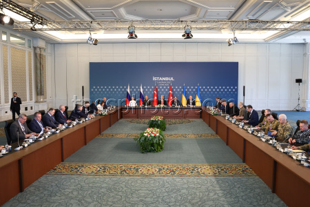 Russia-Ukraine talks in Istanbul