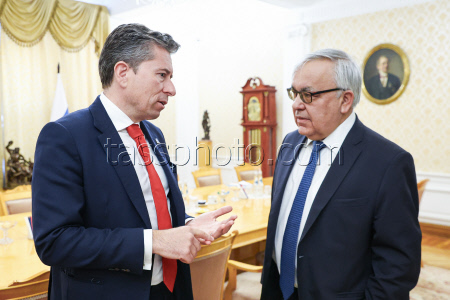 Переговоры министра иностранных дел РФ Лаврова и заместителя генерального секретаря ООН по гуманитарным вопросам Флетчера