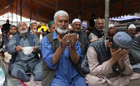 Sufi saint Mir Syed Ali Hamadani death anniversary marked in Srinagar