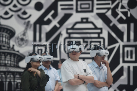 Visitors Experience XR Immersive Exhibition In Hangzhou
