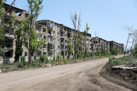 Demining and demolition of destroyed buildings in Donetsk People's Republic