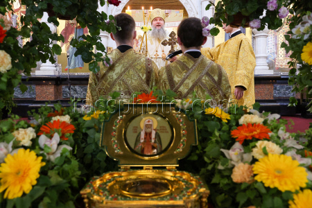 Встреча ковчега с мощами святителя Тихона, патриарха Московского, в Екатеринбурге