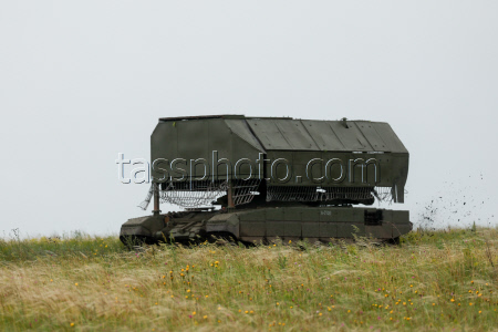 Russian Solntsepyok and Tosochka heavy flamethrower system crews in combat training in Saratov Region